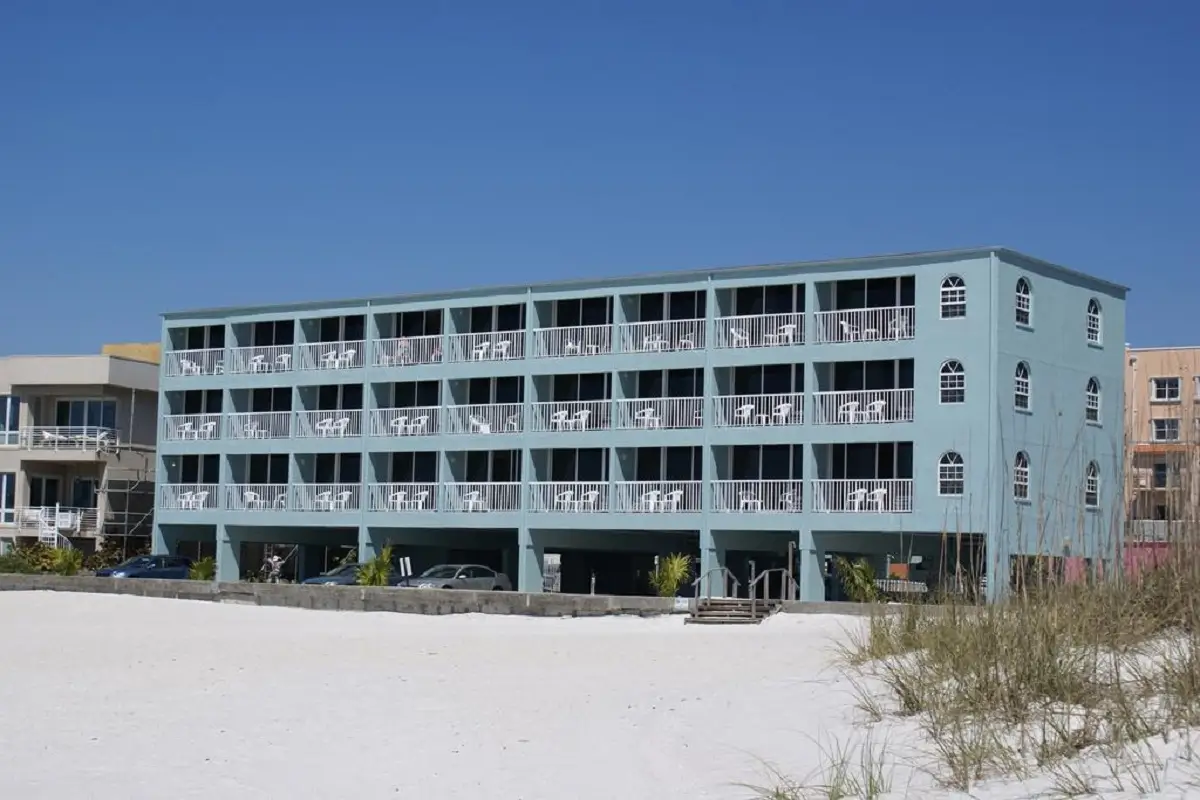 Barefoot Beach Club