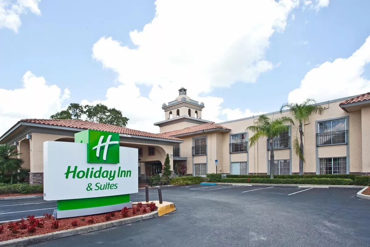 Holiday Inn Hotel & Suites Tampa North