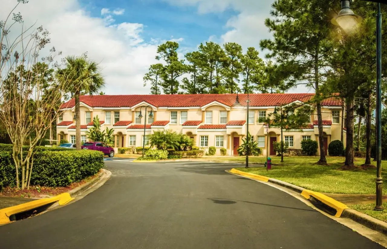 Parc Corniche Condominium Resort